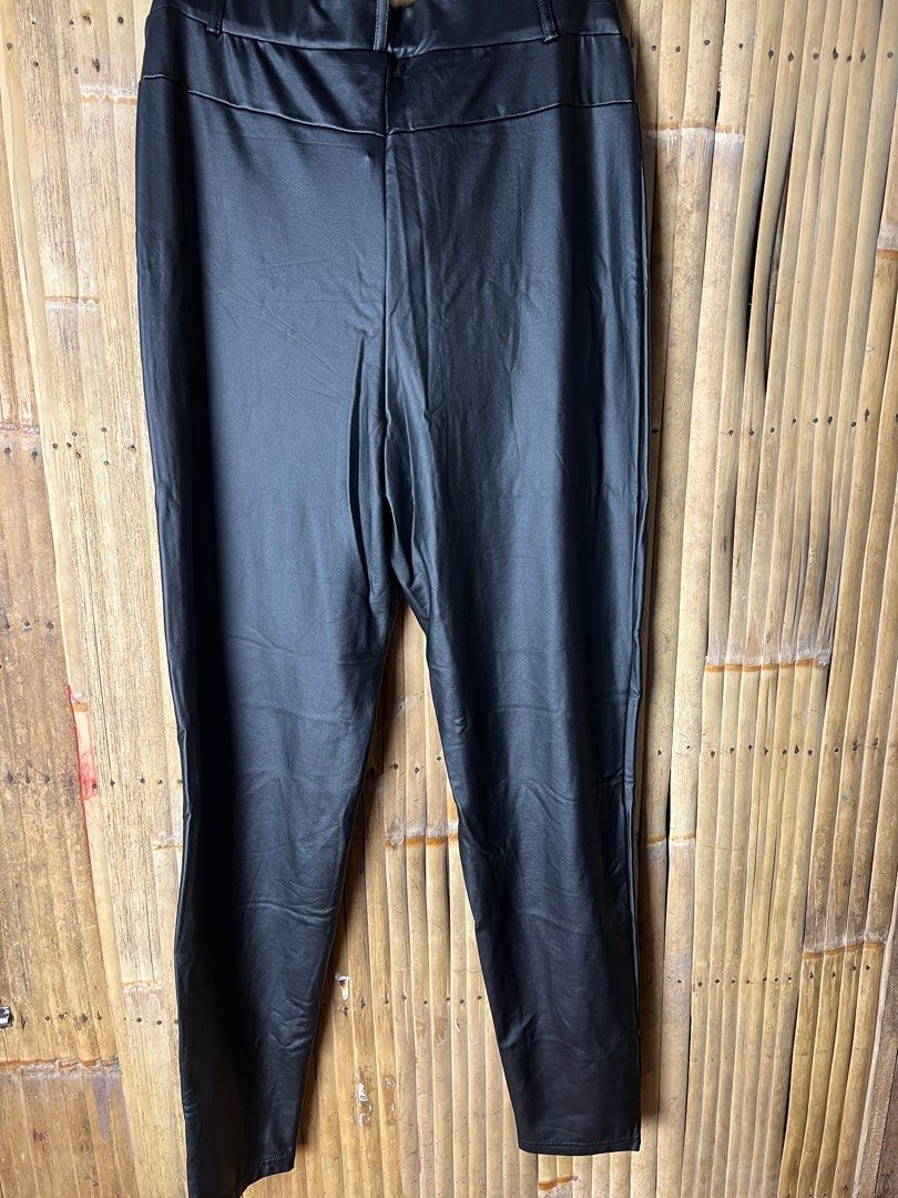 Shein Leather Pants (Category: Other Bottoms) located in Manila. Submitted by lunalucasluna (Listing ID 1390065464, Image 2). Description: Selling Low: Shein Leather Pants brand new pouch (Issue: no zipper) .
