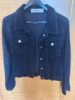 (Category: ) located in . Submitted by sawah (Listing ID 1390095274, Image 1). Description: .