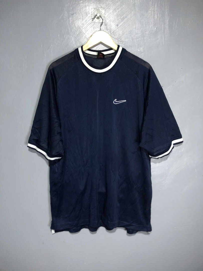 Vintage Nike dimes 24x29 (Category: Activewear) located in Paranaque City. Submitted by jayson193 (Listing ID 1390159543, Image 1). Description: .