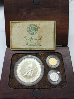 (Category: ) located in . Submitted by hobbycollections (Listing ID 1391897618, Image 1). Description: .