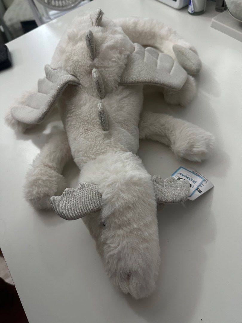 BNWT Jellycat White Dragon (Category: Plushies & Soft Toys) located in Manila. Submitted by kezayo (Listing ID 1391836573, Image 2). Description: .