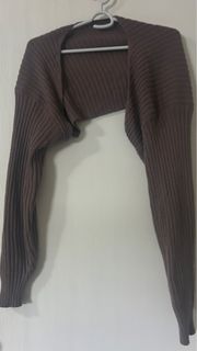 (Category: ) located in . Submitted by qiscloset (Listing ID 1391843231, Image 1). Description: .