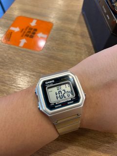 （分類：）位於 。 由 EddieWong1822 提交（商品編號 1391786453，圖片 1）。簡介： 。
