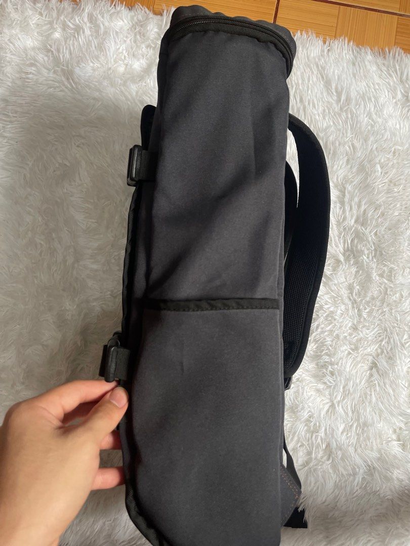 Converse All Star Backpack (Category: Backpacks) located in Pateros City. Submitted by cozyclurb (Listing ID 1391819011, Image 3). Description: Converse Utility Backpack (26 L) Dimensions: 13" W x 22" L x 5.5" D Authentic - Preloved No issues, good as new Condition: 10/10 Location: Pasig Price: ₱1800.