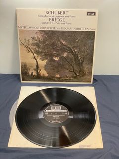（分類：）位於 。 由 moreteesan 提交（商品編號 1391805096，圖片 1）。簡介： 。