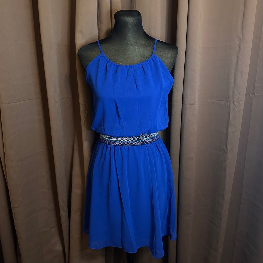Enfocus Petite Blue Dress (Category: Dresses) located in Quezon City. Submitted by secondseason_ph (Listing ID 1391926002, Image 1). Description: Size 4P, Fits S to M • Authentic and preloved. • Colors may vary slightly due to lighting. • Ships via Lalamove (within Metro Manila) and J&T Express (outside Metro Manila). More items are found on our Instagram @secondseason_ph..