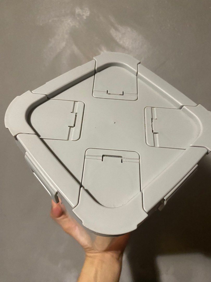 Food Storage / airtight container (Category: Food Organization & Storage) located in Paranaque City. Submitted by zerepnolram (Listing ID 1391932996, Image 3). Description: .