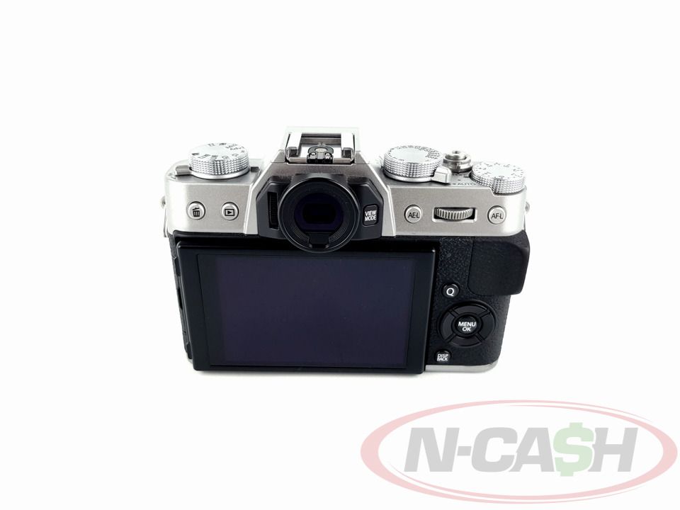 Fujifilm X-T20 Mirrorless DSLR 18-55 Kit (Category: Cameras) located in Makati City. Submitted by luxury_by_ncash_2 (Listing ID 1391790721, Image 2). Description: N-Cash Pawnshop "Instant Cash for Bags, Watches, Cars, and Electronics" https://www.ncash-pawnshop-philippines.com/ Fujifilm X-T20 Mirrorless DSLR 18-55 Kit Perfect working condition Appearance is 8 out of 10 Camera comes with XF Zoom 18-55mm Lens, front and back lens cap, lens hood, 2 