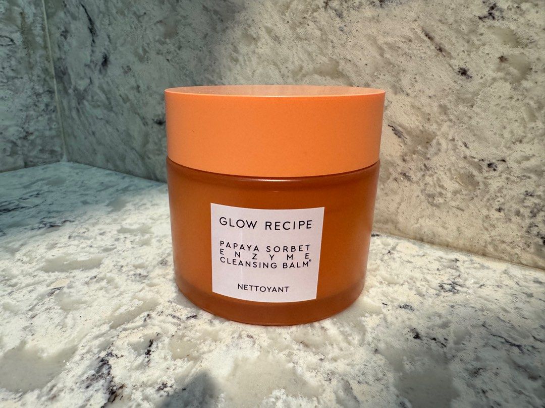 Glow recipe cleansing balm (Category: Face Care) located in Muntinlupa City. Submitted by pearlyshelles (Listing ID 1391894386, Image 1). Description: - Barely used glow recipe cleansing balm - used a spatula to get the product - bought it in Sephora US RFS: derma told me to stop using cleansing balm .
