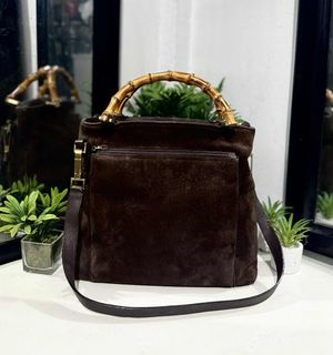 (Category: ) located in . Submitted by theluxebags (Listing ID 1391757984, Image 1). Description: .