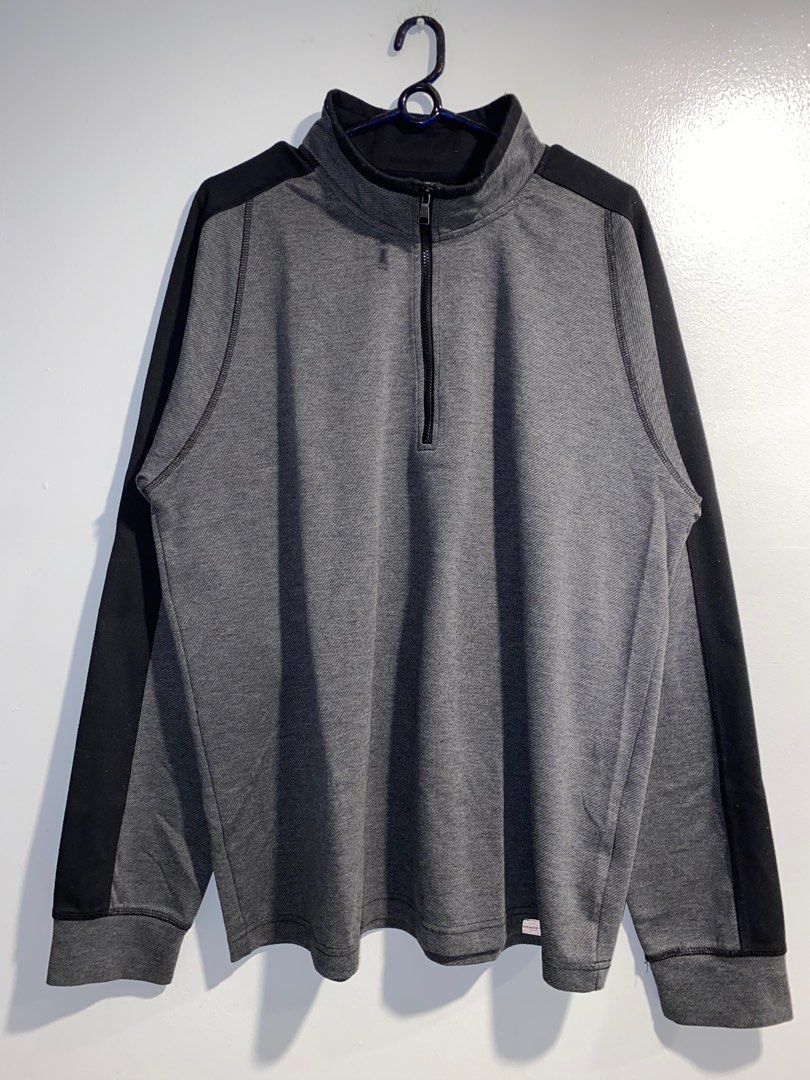Hawke & Co Grey quarter zip Jacket (L) 23-27 (Category: Coats, Jackets and Outerwear) located in Cainta. Submitted by BenPdrs (Listing ID 1391925386, Image 1). Description: Good as new Excellent condition No issue What you see is what you get.