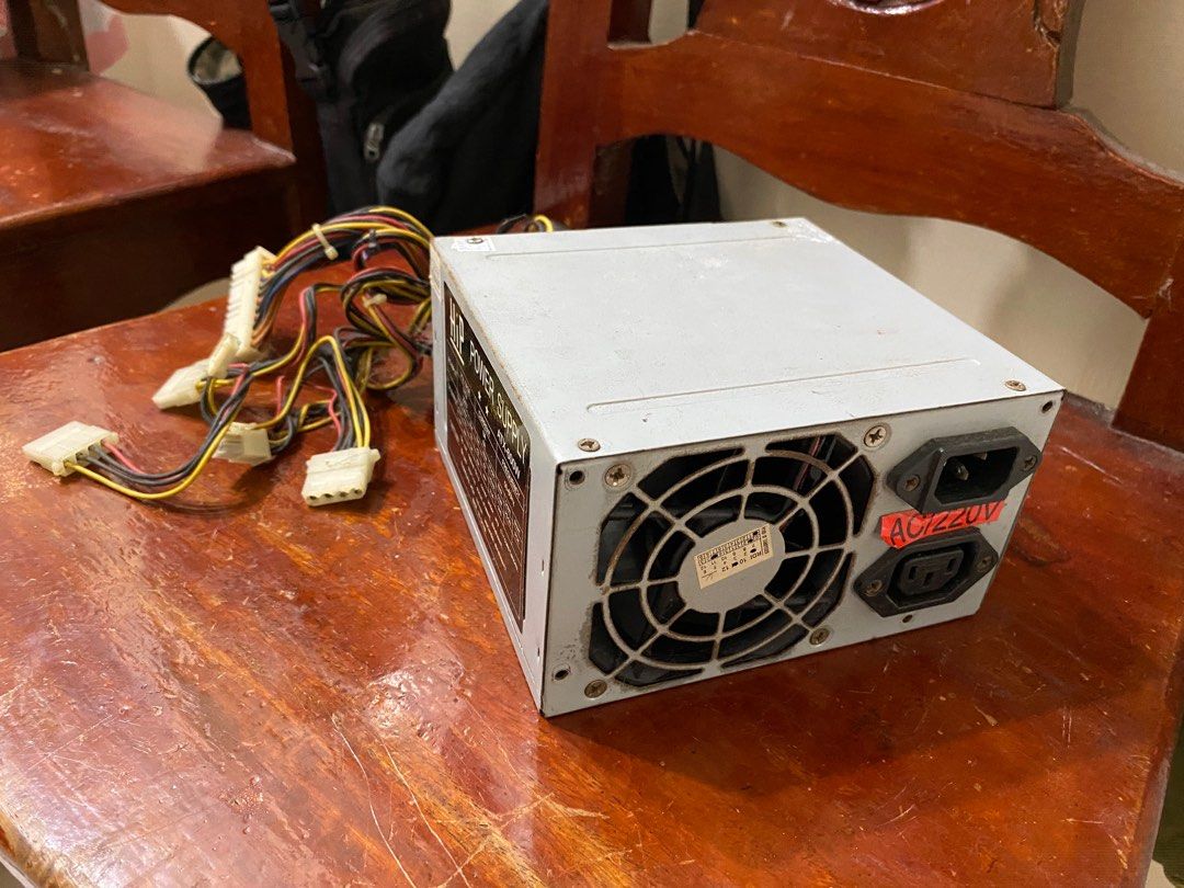 HiP ATX-600W PSU (Read description) (Category: Computer Parts) located in Agdangan. Submitted by mattroosevelt19951018 (Listing ID 1391834392, Image 3). Description: This psu is a pullout from a working pc but it still works. NOTE: - It is very loud Sell as semi-working.