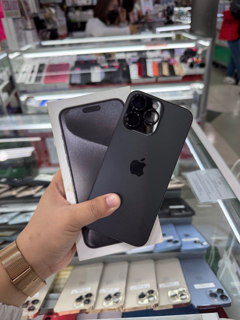 Iphone 15 Pro Max 256gb Globe 87% batt (Category: iPhone 15 Series) located in San Juan City. Submitted by keannagadgetph (Listing ID 1391767255, Image 1). Description: Available Units for today's POST! Iphone 15 promax / 256gb / Globelocked / 87% batt - good condition - 95% Makinis - good battery - no issue / repair - Any colors available ~ Accepting SWAP / TRADE IN / INSTALLMENT / BINTA UNIT ~ CASH ON DELIVERY METRO MANILA / LBC PAYMENT FIRST ~