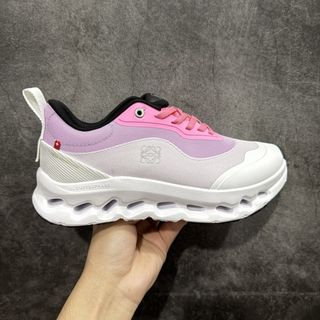 (Category: ) located in . Submitted by fashion.wit (Listing ID 1391769994, Image 1). Description: .