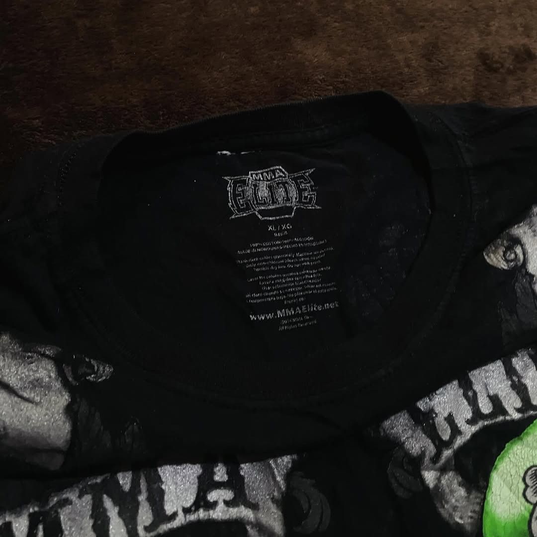 MMA Elite Green Skull (Category: Tshirts & Polo Shirts ) located in Manila. Submitted by sixbullets (Listing ID 1391881816, Image 3). Description: Width: 24" Length: 27" Issue(s): Minor crackprint PICTURE FROM PREVIOUS OWNER.