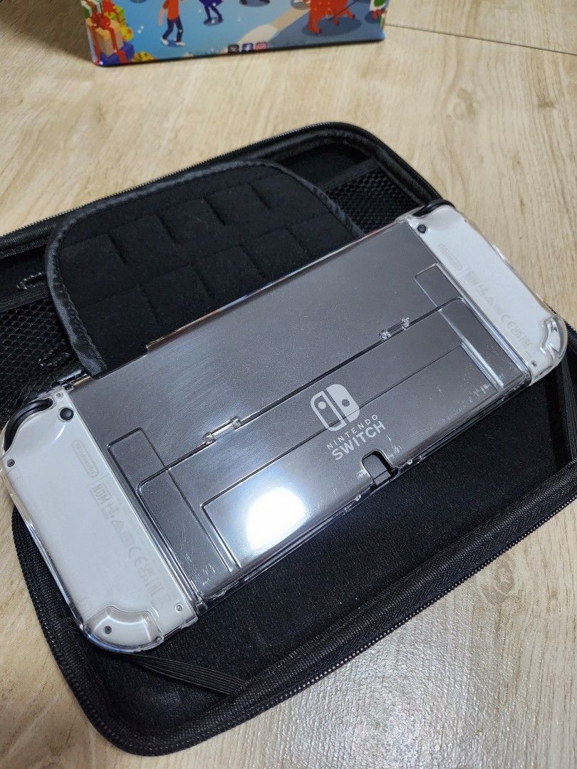 NINTENDO SWITCH OLED (Category: Nintendo) located in Mandaluyong City. Submitted by kierafrancescaa (Listing ID 1391902410, Image 3). Description: Nintendo Switch Oled Like New Condition ✅️ COMPLETE INCLUSIONS with receipt (Purchased last January 2025) ✅️ FREE OVERCOOKED 2 ✅ FREE ACCESSORIES RFS: Not using anymore, no more freetime to play ₱14,000 only! MOP: Gcash, BPI Available for Meetup!.