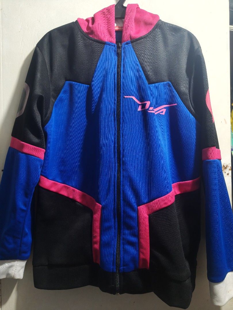 Overwatch d.va themed Jacket (Category: Coats, Jackets and Outerwear) located in Taguig. Submitted by sakiyasa (Listing ID 1391873866, Image 1). Description: Size Small.