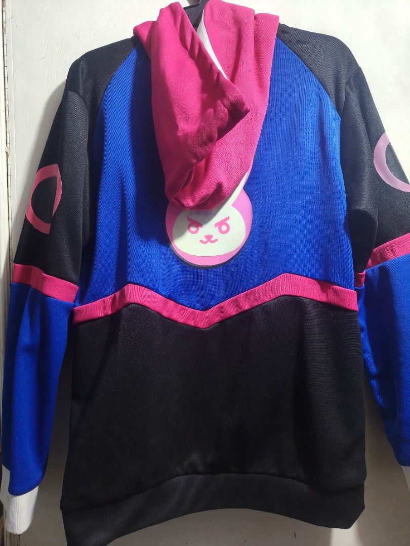 Overwatch d.va themed Jacket (Category: Coats, Jackets and Outerwear) located in Taguig. Submitted by sakiyasa (Listing ID 1391873866, Image 2). Description: Size Small.