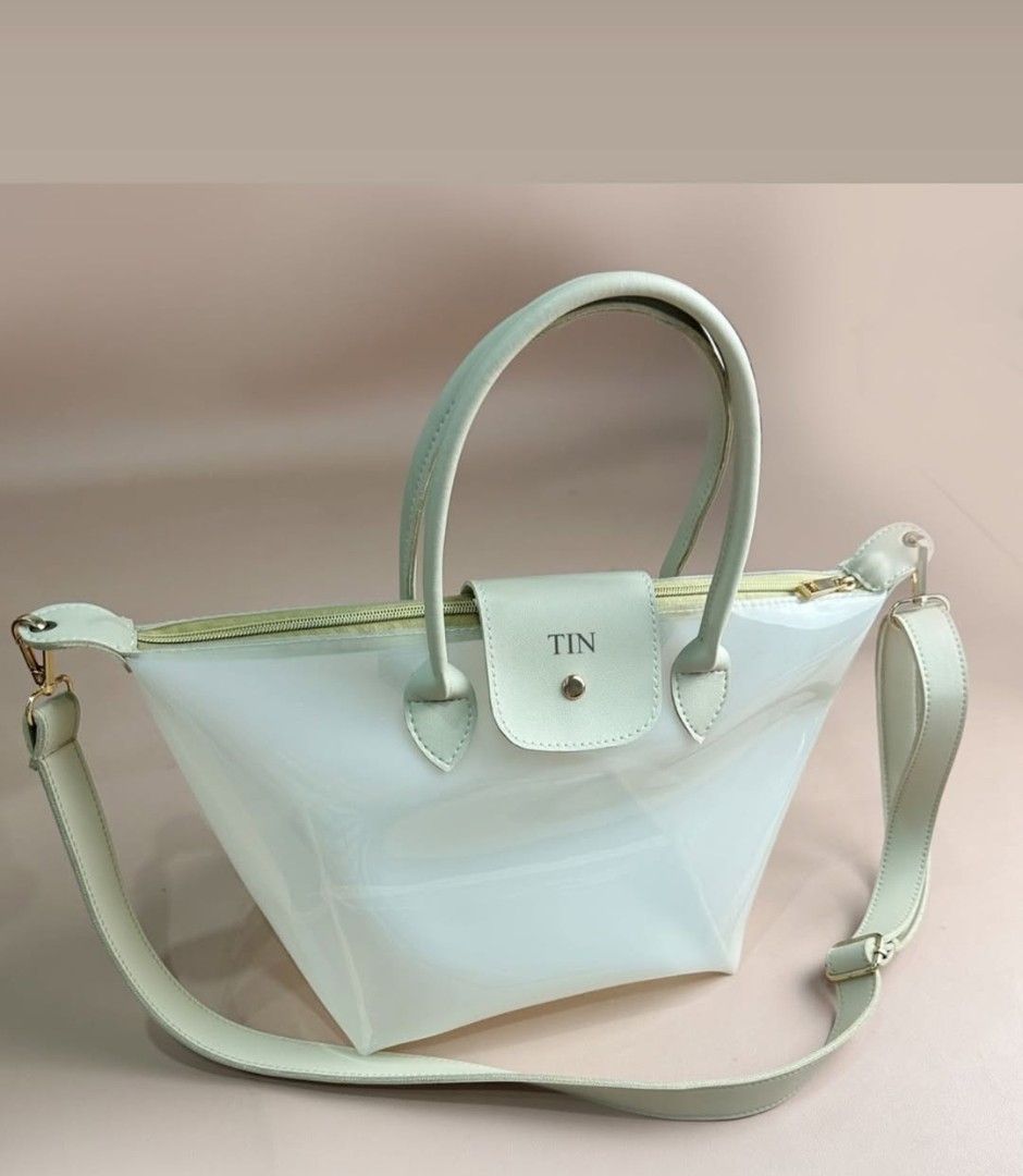Personalized leather bags (Category: Tote Bags) located in Marikina City. Submitted by patchuchay_24 (Listing ID 1391873814, Image 1). Description: pls send direct message to inquire.