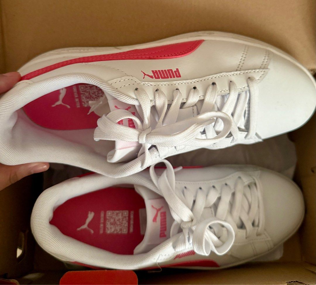 Preloved PUMA smash 3.0L (Category: Sneakers) located in Cainta. Submitted by jdcmd (Listing ID 1391879077, Image 1). Description: Used once only Size UK5.5, EuR38 RFS: too big for me SF co buyer via lalamove, grab, lbc or gogo xpress No cod/cop Payment first Gcash or bank transfer From Cainta Rizal.