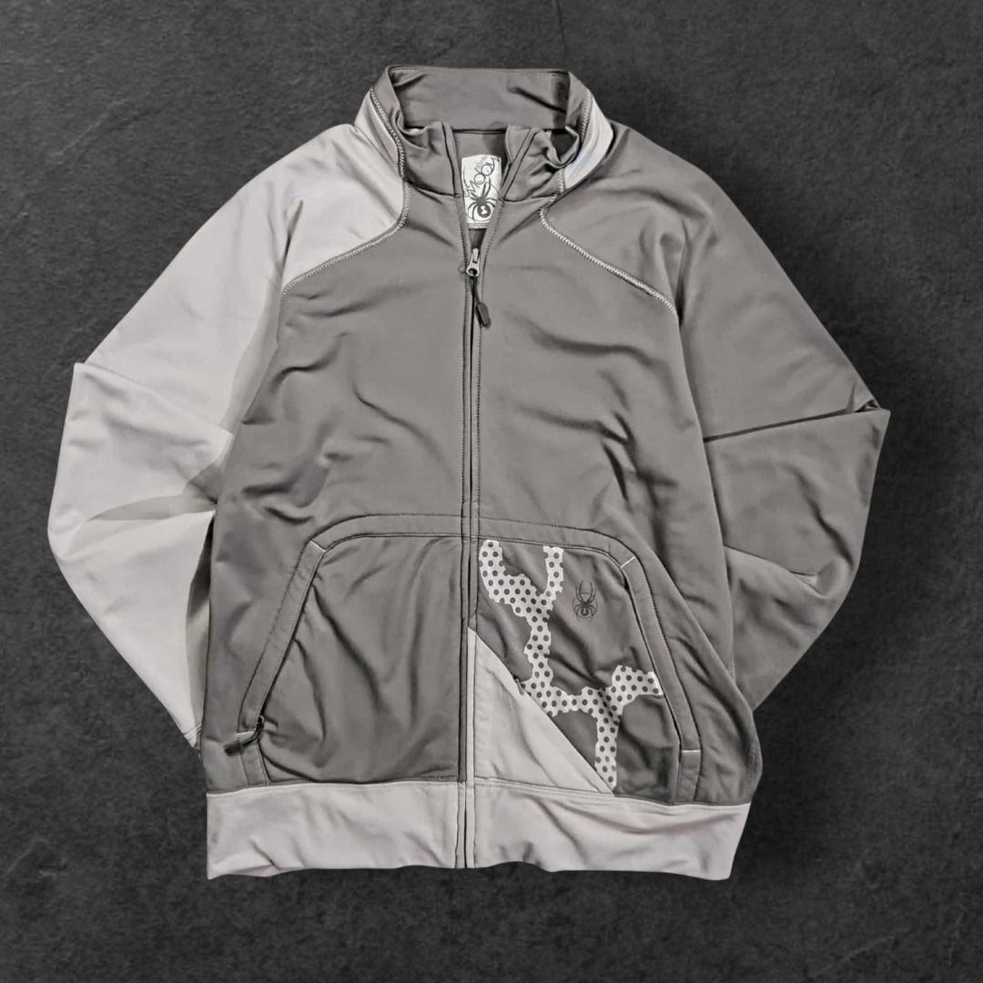 Riders Jacket SPYDER (Category: Coats, Jackets and Outerwear) located in Cavite. Submitted by trendyblendclothing (Listing ID 1350948055, Image 1). Description: Dimes: L-29 W-19.2.