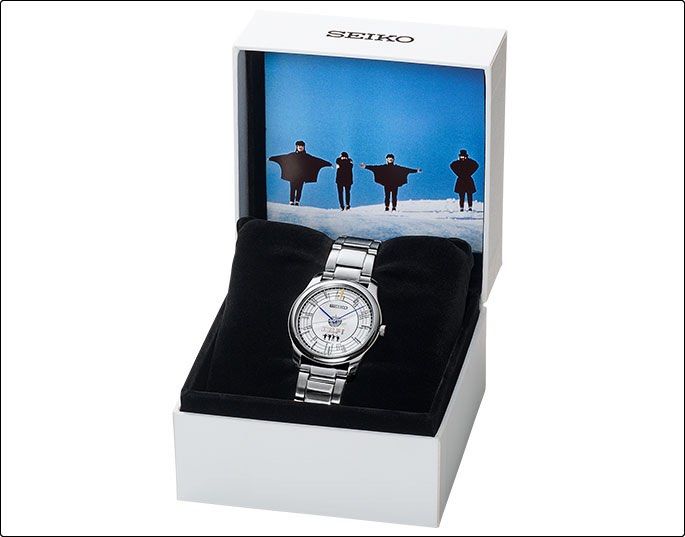 SEIKO X THE BEATLES HELP! 披頭四 60週年紀念版 精工 日本製限定版 手錶 JDM日版 （分類：手錶）位於 Hong Kong。 由 budgetselection 提交（商品編號 1391827817，圖片 8）。簡介： 🇯🇵 原廠製品保養(門市限定優惠)🔧 🛍門市自取或順豐到付🚚 🇯🇵日本直送產品✈️ 🚚庫存請向我們查詢 ●材質：表殼・底蓋・錶帶＝不鏽鋼，玻璃＝曲面硬藍寶石 ●表殼尺寸（約）：42.8×35×厚度6.9mm ●手腕周長（約）：S＝15cm，M＝17cm，L＝19cm（S・M・L皆可調整至13～19cm） ●機芯：石英（平均月差±15秒以內） ●日常生活用防水（3氣壓防水） ●三年品質保證 ●日本製造 ※金屬錶帶採用「輕鬆調整」設計。隨附工具，您可以輕鬆自行調整。。