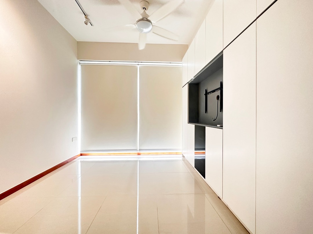 (Category: ) located in . Submitted by otwhomes (Listing ID 1391877775, Image 1). Description: .