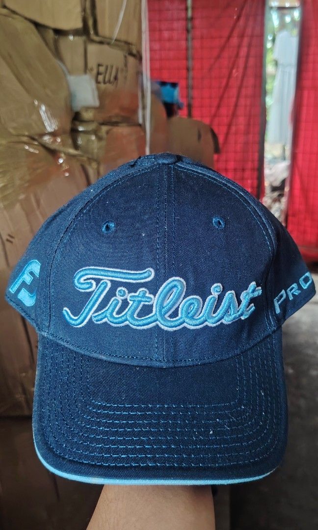 Titleist golf caps (Category: Golf) located in Tabuk. Submitted by joerah0828 (Listing ID 1391777982, Image 2). Description: Titleist golf caps Good as new Never worn +sf.