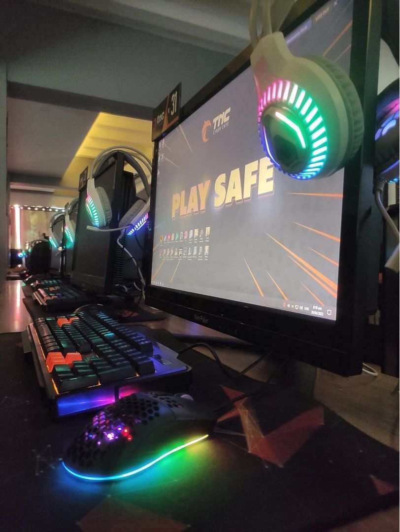 TNC Gaming PC Sets (Category: Desktops) located in Manila. Submitted by alexamc_ (Listing ID 1391827345, Image 2). Description: Specifications ✅ Intel Core i3 9100F S1151 ✅ 16GB RAM ✅ GTX 1660 OC 6GB ✅ 24" 144hz Gaming Monitor ✅ TNC Gaming Keyboard ✅ Jedel Gaming Mouse ✅ Inplay Gaming Headset Units are sold as a set. Priced to move. Feel free to contact me for any further inquiries. 📍 Cagayan de Oro City .