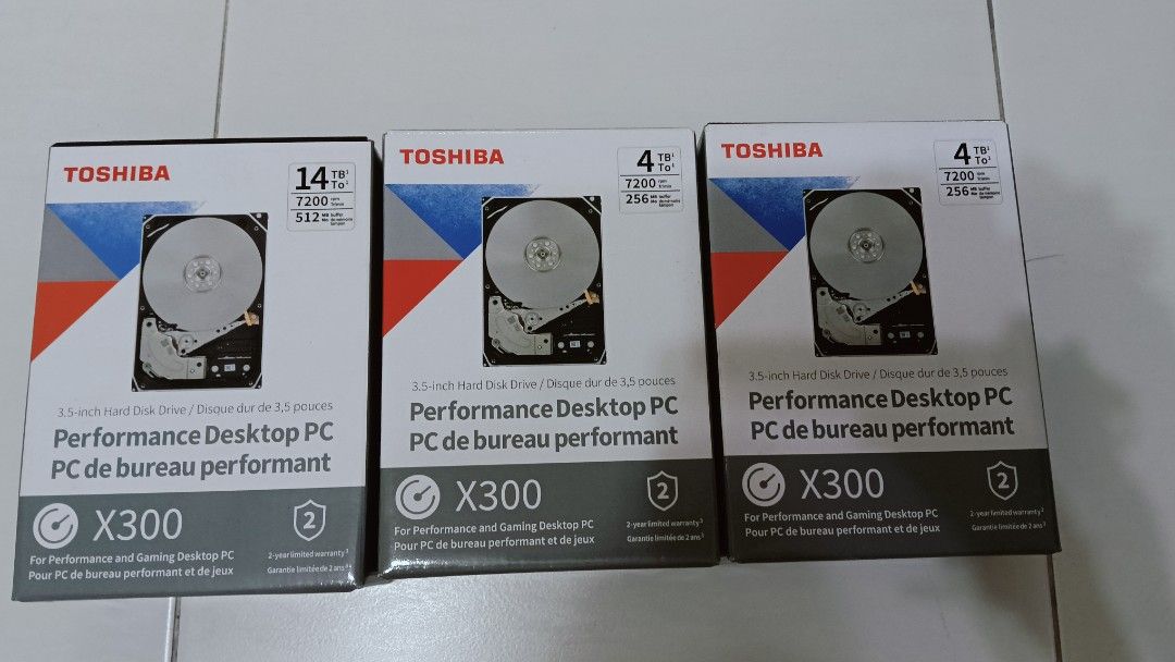 Toshiba X300 Performance Desktop PC Hard Drives63699138524545110