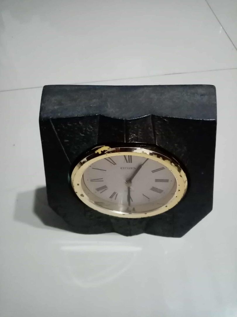 VINTAGE CITIZEN CAST IRON TABLE CLOCK (not working pandisplay mo lang) Php400 (Category: Clocks) located in Taytay. Submitted by fastdragon-e045 (Listing ID 1391756319, Image 1). Description: VINTAGE CITIZEN CAST IRON TABLE CLOCK (not working pandisplay mo lang) Php400.