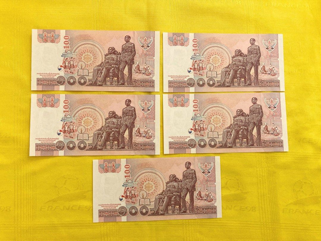 5連號泰國100泰銖（已故泰皇蒲眉蓬），9C-7011782至6。2005年於泰國兌換，全新，直版。唔散賣，5張共售HK$260。請以現金或PayMe付款。,  興趣及遊戲, 收藏品及紀念品, 錢幣- Carousell