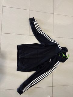 (Category: ) located in . Submitted by adlerrr (Listing ID 1391978664, Image 1). Description: .