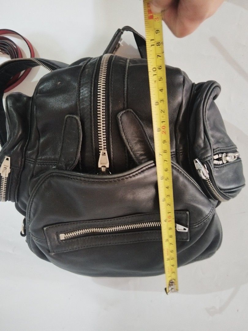 alexander wang backpack (Category: Luxury Bags & Wallets) located in Lemery. Submitted by venus23 (Listing ID 1392083772, Image 3). Description: .