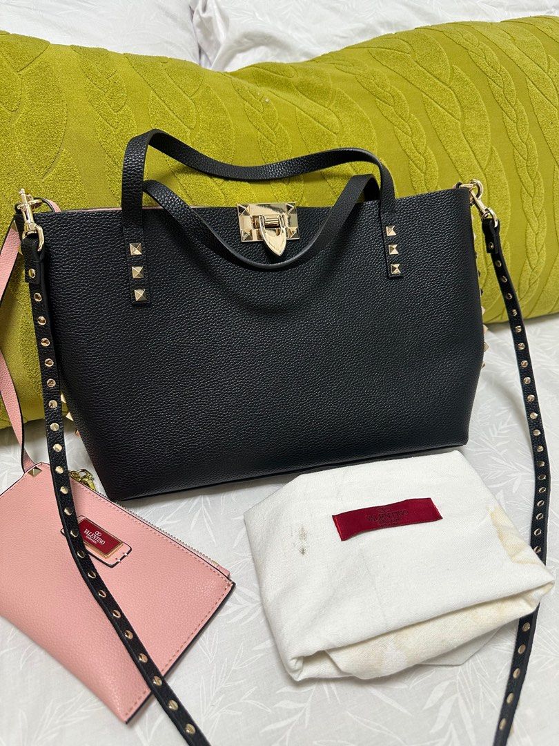 Authentic Valentino tote bag (Category: Luxury Bags & Wallets) located in Quezon City. Submitted by luxpro.mnl (Listing ID 1392015500, Image 1). Description: Authentic Purchased abroad.