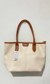 (Kategori: ) berada di . Dikirim oleh pickmystuff (ID iklan 1392089788, Gambar 1). Deskripsi: .