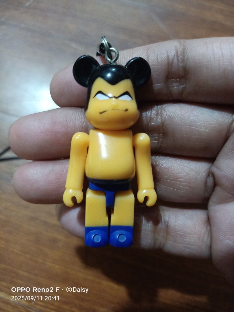 BearBricks (Category: Designer & Blind Box Toys) located in Quezon City. Submitted by uydaisy1979 (Listing ID 1392064468, Image 3). Description: 3pcs 350.