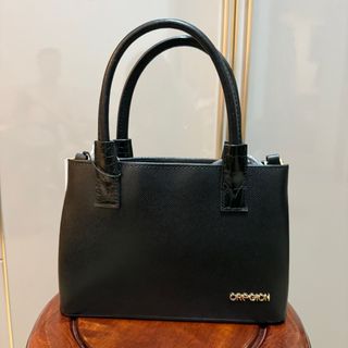 （分類：）位於 。 由 davignon 提交（商品編號 1392060205，圖片 1）。簡介： 。