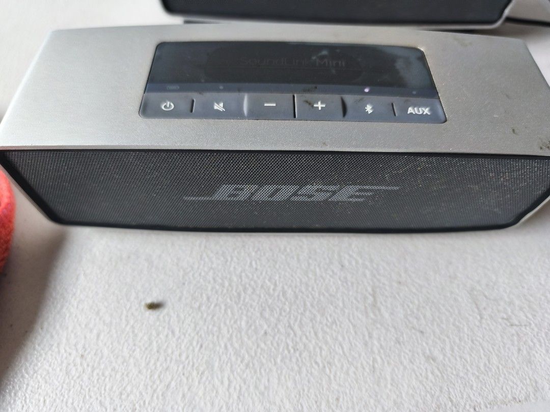 Bose sound Link mini (Category: Soundbars, Speakers & Amplifiers) located in Quezon City. Submitted by herrera_jekjek (Listing ID 1392071774, Image 1). Description: Bose sound Link mini unit only.