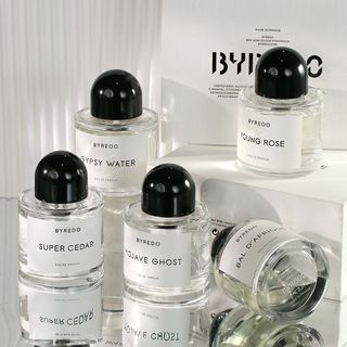 BYREDO 柏芮朵女士香水100ml玫瑰花香百瑞德香氛木质香 味道: 圖書館 - BIBLIOTHÈQUE 無人區玫瑰 - ROSE OF NOMAN'SLAND 吉普塞之水 - GYPSY WATER 白色浪漫 - BLANCHE 鬱金香 - LA TULIPE 非洲之旅 - BAL D'AFRIQUE 荒漠孤魂 - MOJAVE GHOST64204047705091110