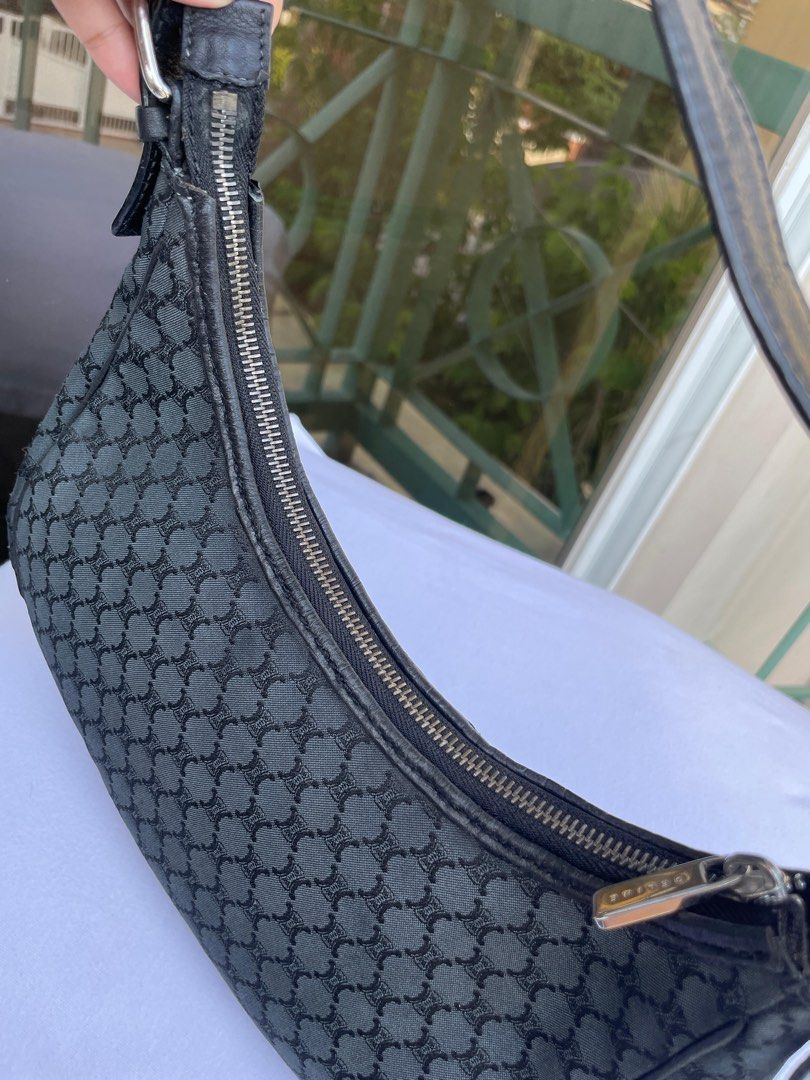 Celine Croissant🥐 Bag VINTAGE 💯 AUTHENTIC (Category: Luxury Bags & Wallets) located in Muntinlupa City. Submitted by vintageboxfinds (Listing ID 1392046802, Image 2). Description: There are noticeable signs of wear, such as scratches, scuffs, or discoloration, especially on the corners or hardware. Despite cosmetic flaws, the item is still functional and stylish, priced accordingly to reflect its condition. + SF (NO RETURN NO EXHANGE) .