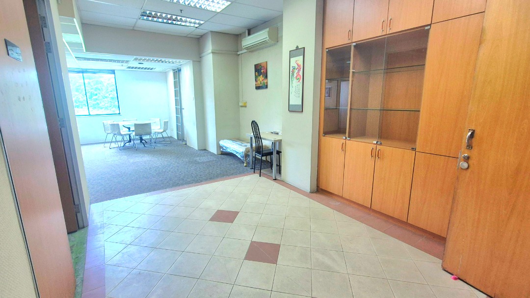 (Category: ) located in . Submitted by andyng.property (Listing ID 1392080996, Image 1). Description: .