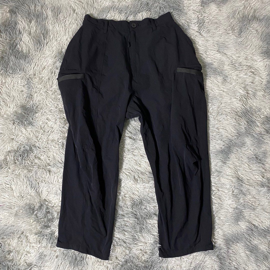 Goopimade Utility Pants (Category: Joggers) located in Las Pinas. Submitted by declutter_thing69 (Listing ID 1392011287, Image 1). Description: Goopimade Utility Pants L38 WL26-40.