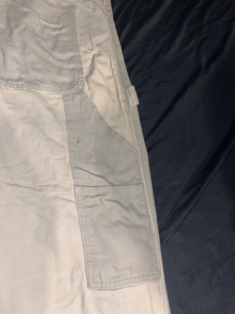 H&M Double Knee Pants (Category: Trousers) located in Manila. Submitted by stoofly (Listing ID 1392048471, Image 3). Description: 8/10 condition issue : minor rip (picture end slide) nego price 28L.