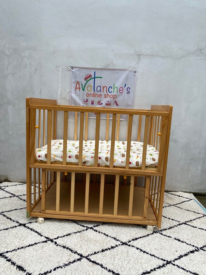 Japan Wooden crib Dropside (Category: Cots & Cribs) located in Manila. Submitted by avalanchesonlineshopmainacount (Listing ID 1391961438, Image 1). Description: .