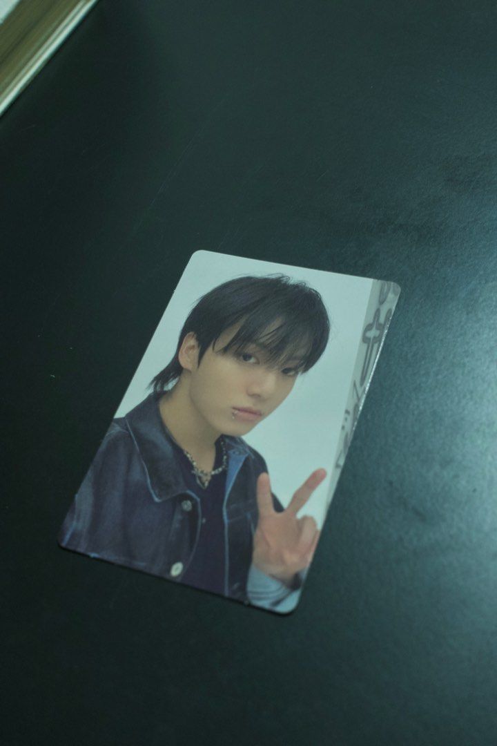 Jungkook Golden Photocard (Category: K-Wave Merchandise) located in Manila. Submitted by chloezzle (Listing ID 1391943470, Image 1). Description: Jungkook Golden Photocard Condition - Mint / Like new PM for more images RFS: Need Emergency Funds.