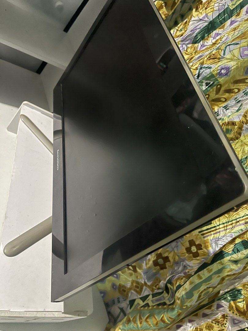 Lenovo Desktop i3 (Category: Desktops) located in Quezon City. Submitted by 888qmart (Listing ID 1392102278, Image 2). Description: Lenovo Desktop Monitor & CPU in 1 Windows 8 iCore3 Dolby Advance Audio v2.