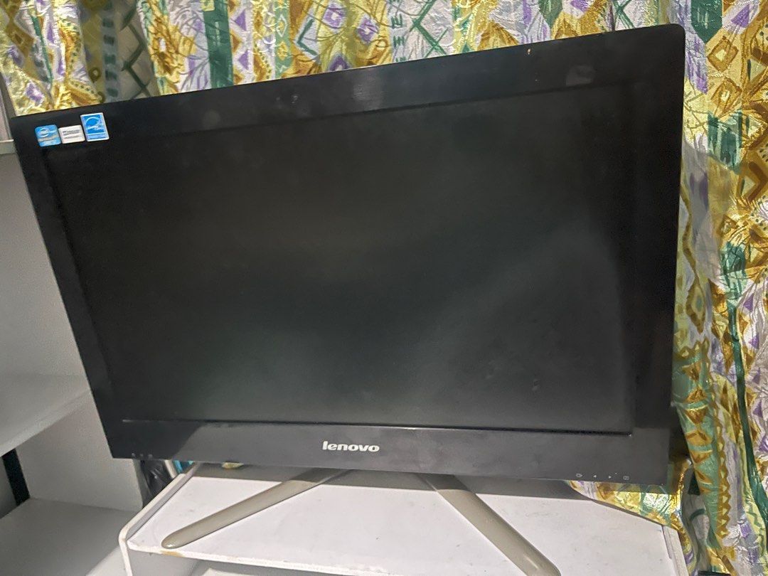 Lenovo Desktop i3 (Category: Desktops) located in Quezon City. Submitted by 888qmart (Listing ID 1392102278, Image 1). Description: Lenovo Desktop Monitor & CPU in 1 Windows 8 iCore3 Dolby Advance Audio v2.
