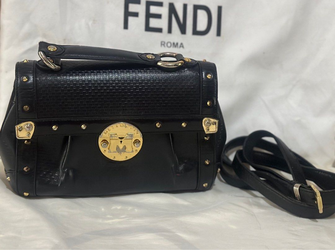 Metrocity Sling Bag (Category: Luxury Bags & Wallets) located in Quezon City. Submitted by donaya_luxe (Listing ID 1392005470, Image 1). Description: Very good condition Rubs and tarnishing of the hardware is in the pics Dimension approx 8.'5 x 6' x 3'.