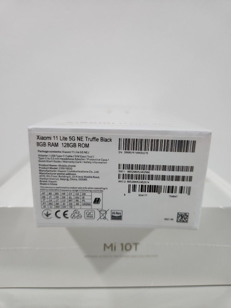 Mi 10T/11Lite 5G (Category: Xiaomi) located in Quezon City. Submitted by mwwmson (Listing ID 1391989268, Image 3). Description: Bnew xiaomi with warranty Mi 10T 5G 8/128@6990 Mi 11 Lite 5G 8/128@7390.